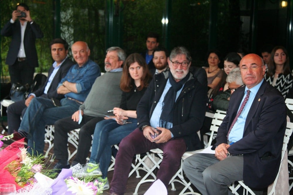 Tarihte Haksız Yargılamaların Gölgesinde Savunmanın Savunulması – II - 25