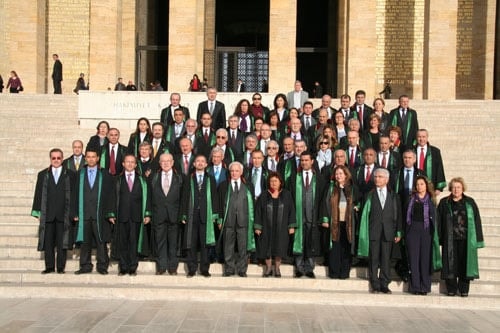 İstanbul Barosu Heyeti Anıtkabir’De Ata’Nın Huzurunda

 - 8