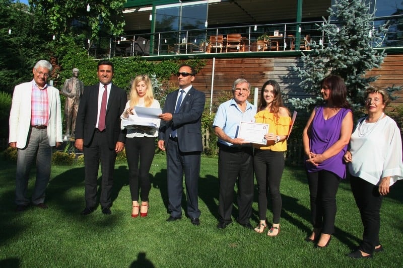 37. Dönem Hukuk İngilizcesi Ve Terminoloji Derslerine Katılanlara Törenle Belgeleri Verildi - 8