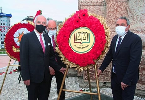 Atamızı 82. Ölüm Yıldönümünde Minnetle Andık