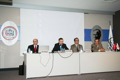 Türkiye’De Hukuku Algılama
Sorunu Yaşanıyor