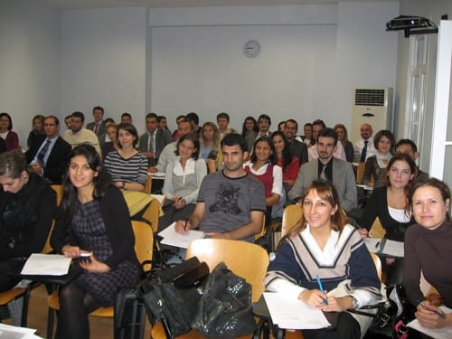 25. Dönem Hukuk İngilizcesi Seviye Tespit Sınav Sonuçları Açıklanmıştır
 - 1