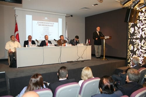 Cumhuriyet Ve Demokrasi Ayrı Şeyler Değildir - 2