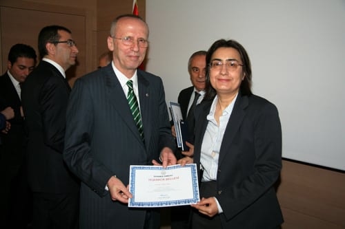 Hukuk Eğitimi Büyük Bir Kaosa Sürüklenmiştir - 110