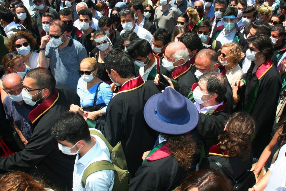 Yasa Yapma Gücünü Silah Olarak Kullananları Uyarıyoruz - 79