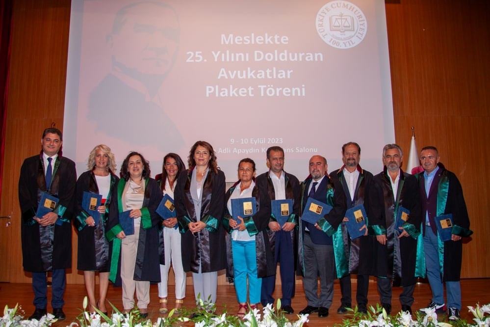 Meslekte 25, 30 ve 35 Yılını Dolduran Meslektaşlarımıza Plaket Verildi - 111