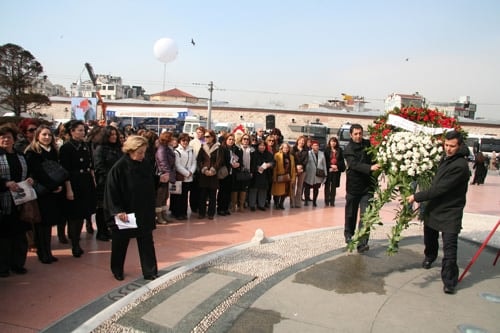 Kadını Ve Erkeği Eşit Bir Türkiye Çağdaştır

 - 2