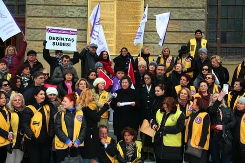 2015 Türkiye’Sinde Kadın
 - 69