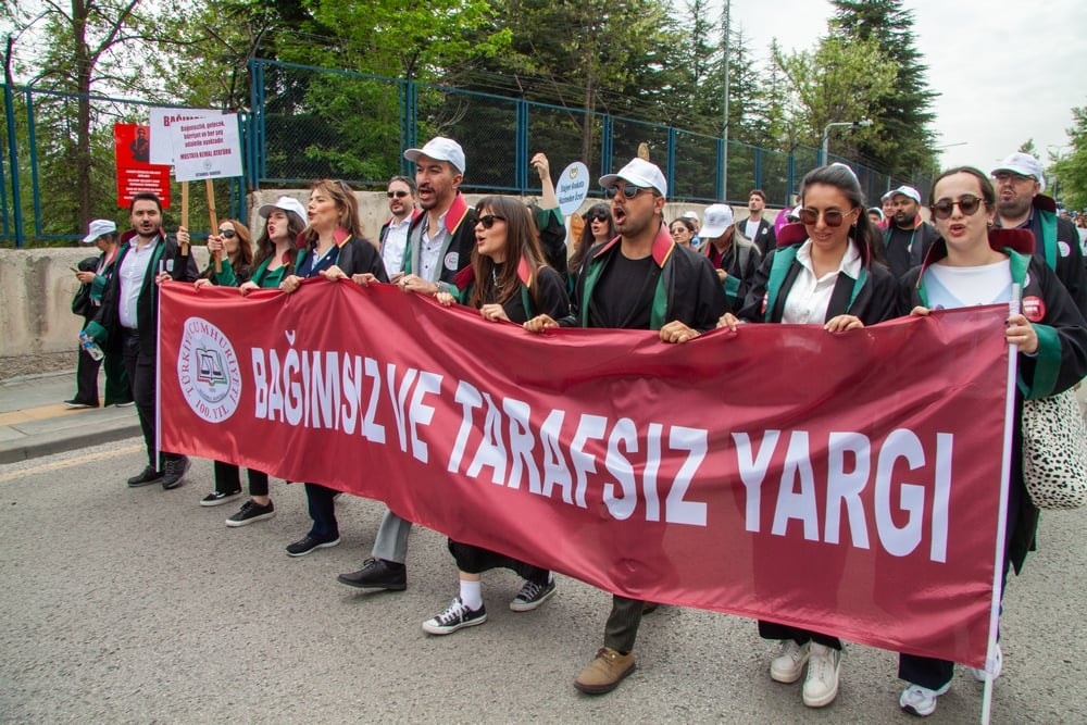 Binlerce Meslektaşımızla “Avukat İçin de Adalet” İçin Ankara’da Bir Araya Geldik - 41