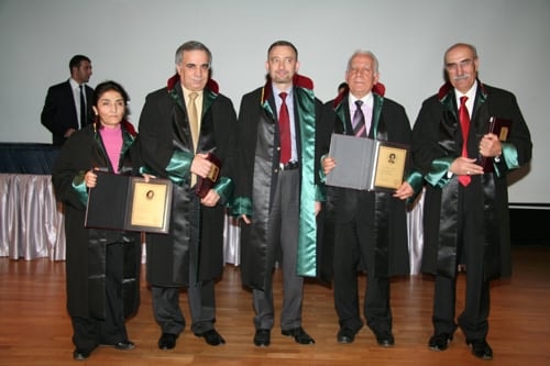 Mesleklerinde 25, 30, 35 Yılını Dolduran Toplam 693 Meslektaşımıza Plaket Verildi
 - 115