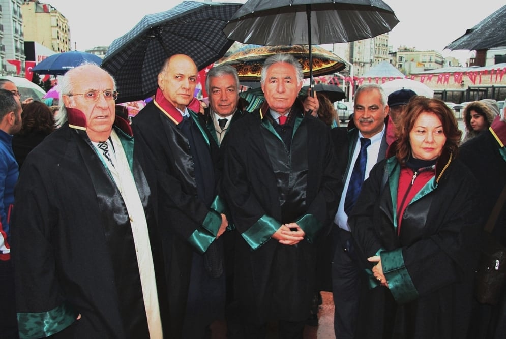 İstanbul Barosu, 23 Nisan Ulusal Egemenlik ve Çocuk Bayramında Taksim Cumhuriyet Anıtındaydı - 4