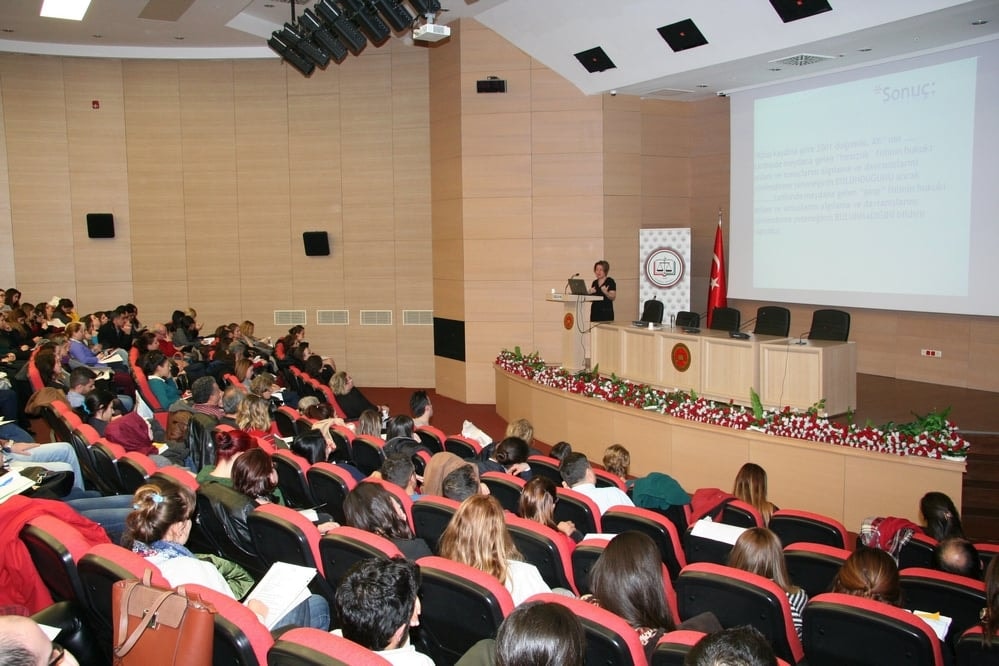 Çocuk Hukuku Konulu Sertifika Programı Yapıldı - 110