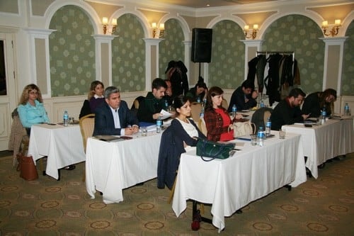 Yabancılar Ve Uluslar Arası Korumaya İlişkin Adli Yardım Görevi Alacak Avukatlara İçin Sertifika Programı Düzenlendi

 - 53