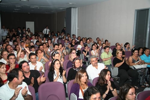 İstanbul Üzerine Şiirli Bir Oyun Denemesi - 19