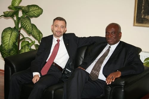 Uluslararası Ruanda Ceza Mahkemesi Başsavcısı Istanbul Barosu’Nu Ziyaret Etti 

 - 2