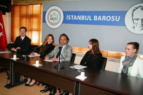 Hollandalı Hukuk Fakültesi Öğrencileri İstanbul Barosu’Nu Ziyaret Etti
 - 12