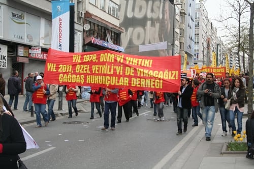 1 Mayıs Coşkuyla Kutlandı

 - 4