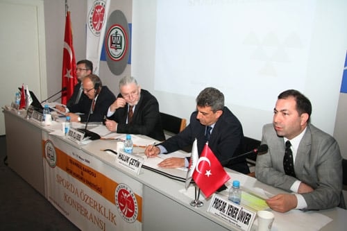 Sporda Özerklik Konusu Tartışıldı - 46