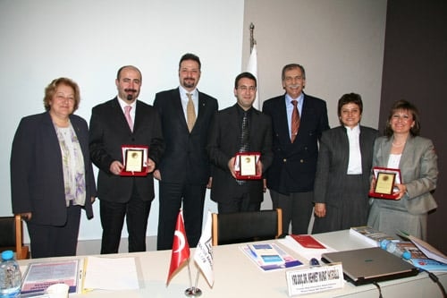 Banka Kredileri Ve Tüketiciler - 13