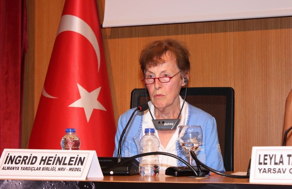 Uluslararası Konferans: ‘Ayın Karanlık Yüzü’ - 184