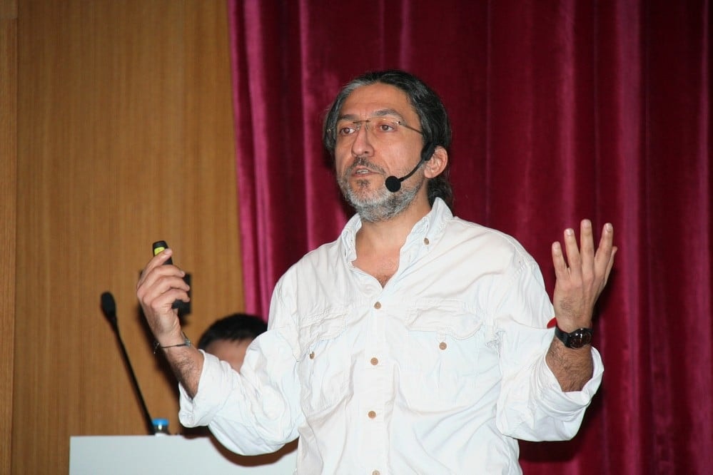 Sağlık Teknolojileri ve Hukuk Konferansı - 71