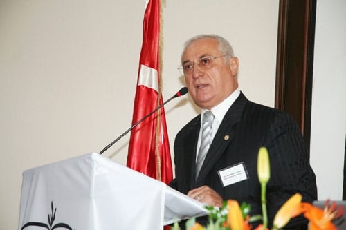 Mesleğe Yeni Başlayan Avukatların Sorunları Forumda Tartışıldı  - 16