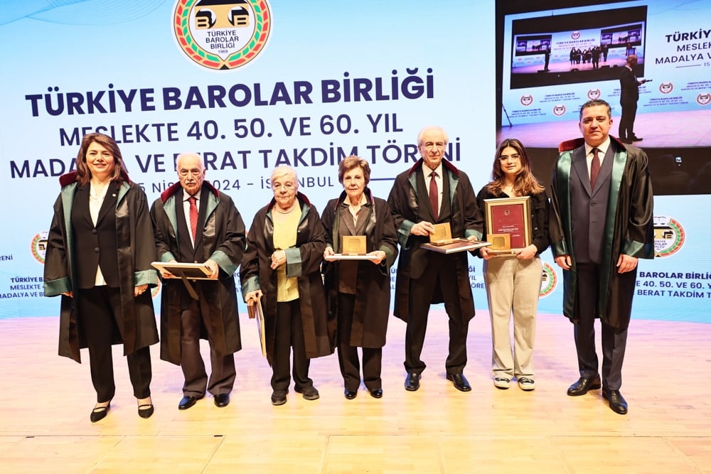 Meslekte 40, 50 ve 60 Yılını Dolduran Meslektaşlarımıza Plaket Verildi - 41