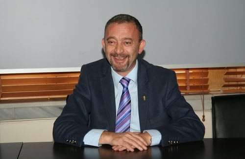 Baro Yönetiminden Ayrılanlara Anı Plaketi Verildi  

 - 10