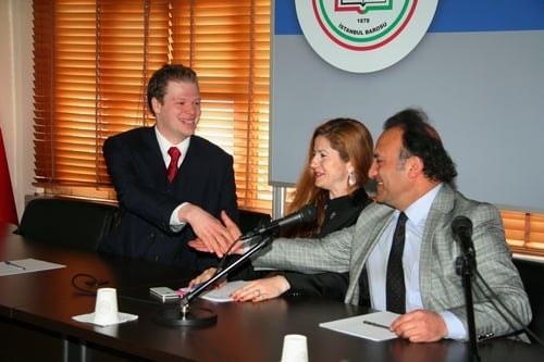 Hollandalı Hukuk Fakültesi Öğrencileri İstanbul Barosu’Nu Ziyaret Etti
 - 11