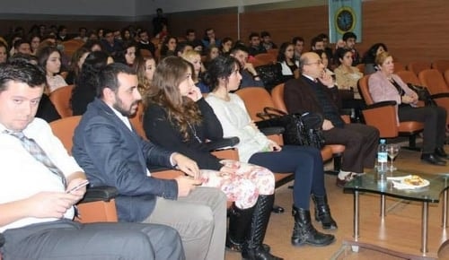 Türkiye’De Kadın Hakları Paneli

 - 2