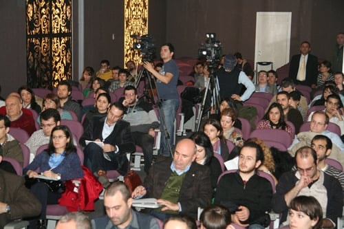 İnternetin Getirdiği Yeni Haklar Ve Özgürlükler Tartışıldı - 4