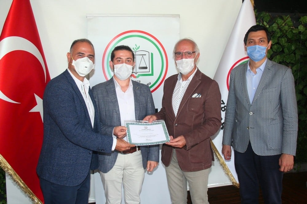 CMK ve Spor Hukuku Eğitimin Tamamlayanlara Sertifika Verildi - 44