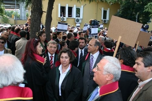 Hak, Hukuk Ve Adalet İçin Can Güvenliği İstiyoruz - 4