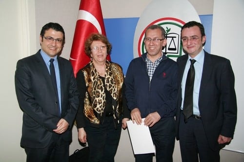 Mobbing Bir İnsan Hakları İhlalidir
 - 62