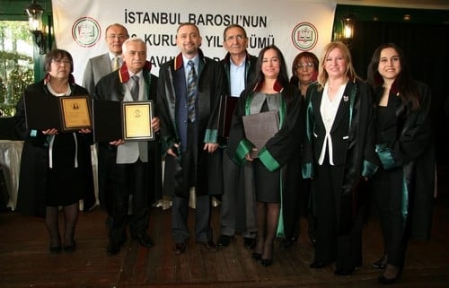 Hukuk Devleti Tesis Edilene, Yargı Bağımsız Olana Kadar, Bedeli Ve Pahası Ne Olursa Olsun Bu Mücadeleyi Birlikte Sürdüreceğiz - 329