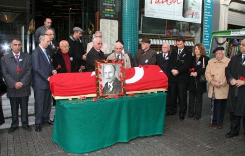 Baromuz Başkanlarından 
Av. M. Burhanettin Güngör'ü 
Kaybettik
 - 2