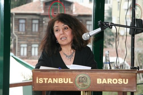 Baro Meclisi Toplandı 

 - 48