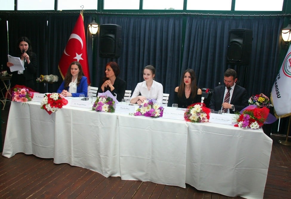 Tarihte Haksız Yargılamaların Gölgesinde Savunmanın Savunulması – II - 62