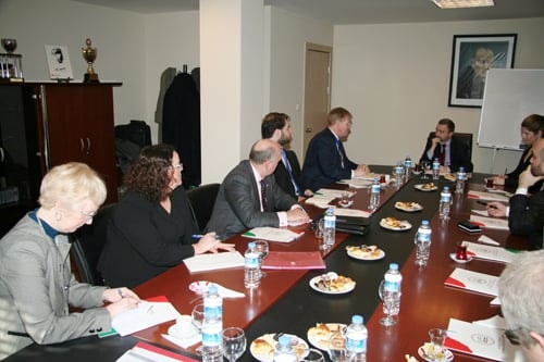 İngiliz Heyet Baromuzu Ziyaret Etti

 - 13