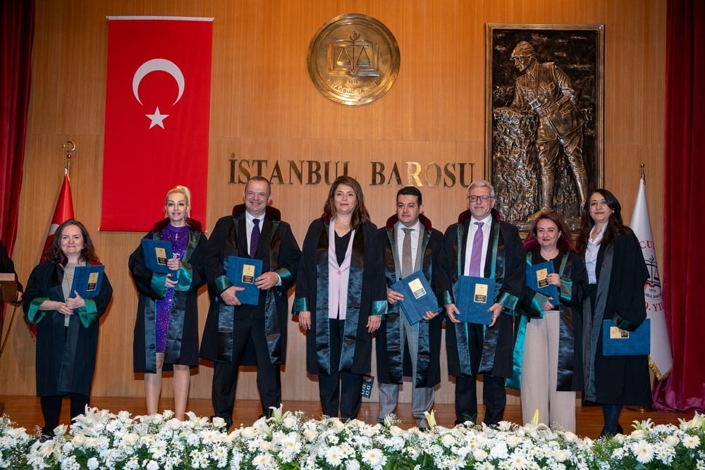 Meslekte 25, 30 ve 35 Yılını Dolduran Meslektaşlarımıza Plaket Verildi - 52