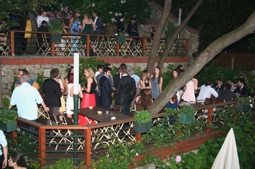 İstanbul Barosu Dış İlişkiler Merkezi İle Avrupa Genç Hukukçular Derneği 10. Hukuk Yaz Okulu Kutlaması Yapıyor
 - 1