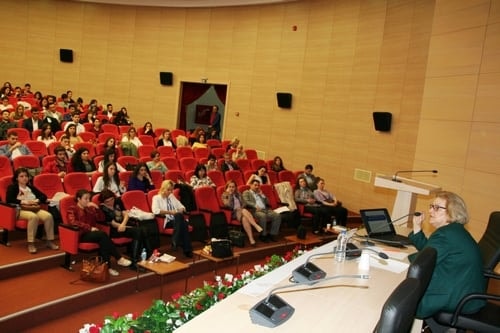 Kadın Hakları Ve Aile İçi Şiddet” Konulu Sertifika Programı Devam Ediyor
 - 43