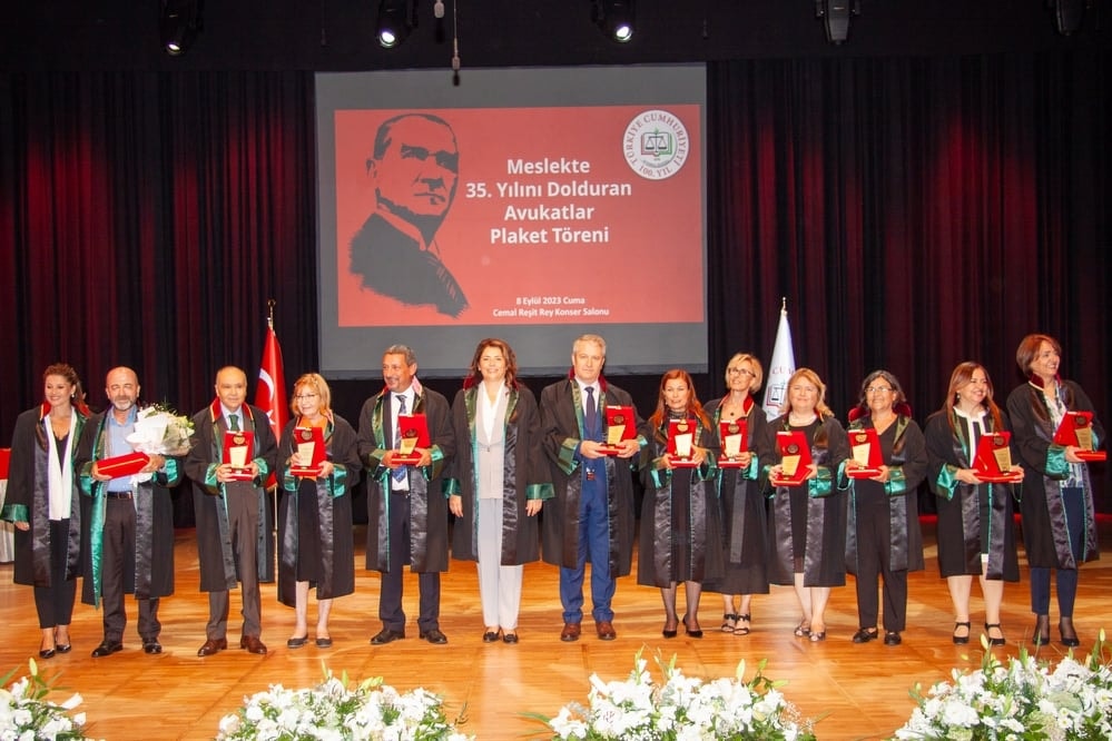 Meslekte 25, 30 ve 35 Yılını Dolduran Meslektaşlarımıza Plaket Verildi - 21