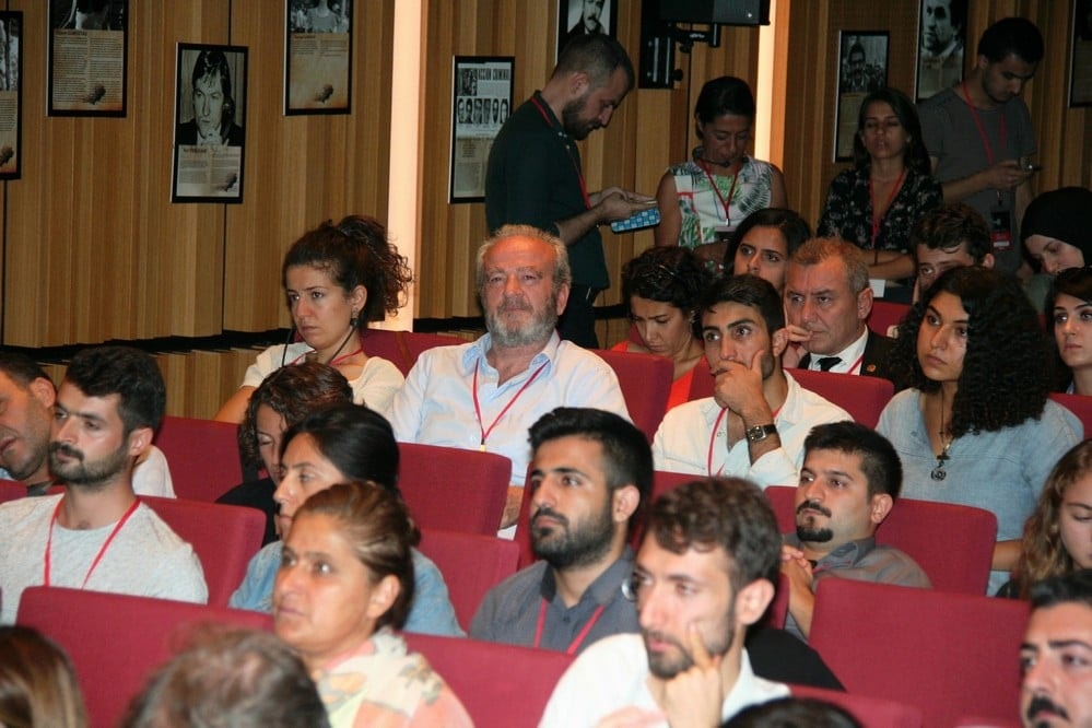 Uluslararası Konferans: ‘Ayın Karanlık Yüzü’ - 87