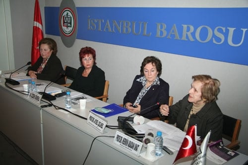 Kadın Haklarında Çok Gerilerdeyiz - 21