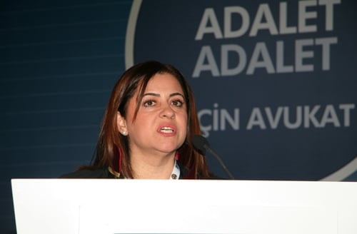 Türkiye Barolar Birliği Olağanüstü Genel Kurulu’Ndan Tarihi Karar - 82