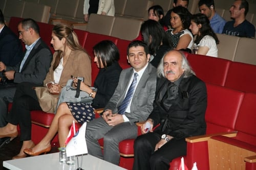 Mülteci Ve Sığınmacıların Sorunları

 - 3