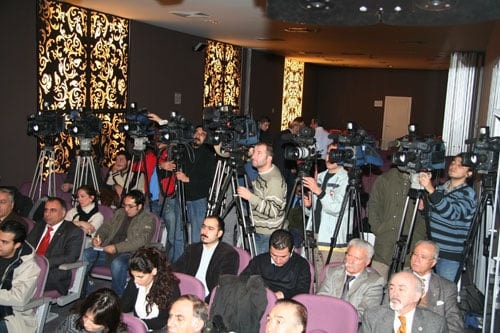 Aydın: “Ergenekon Davasının Toplumda Siyasi Amaçla Yönlendirildiği 

Kuşkusu Artmaktadır” 
 - 26