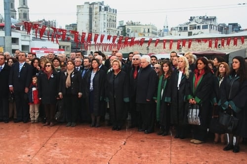 Aramızdan Ayrılışının 77. Yılında Atamızı Saygı Ve Minnetle Andık 
 - 43