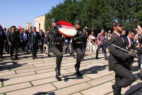 Yeni Adli Yıl Görkemli Bir Alternatif Açılış Töreniyle Başladı
 - 75